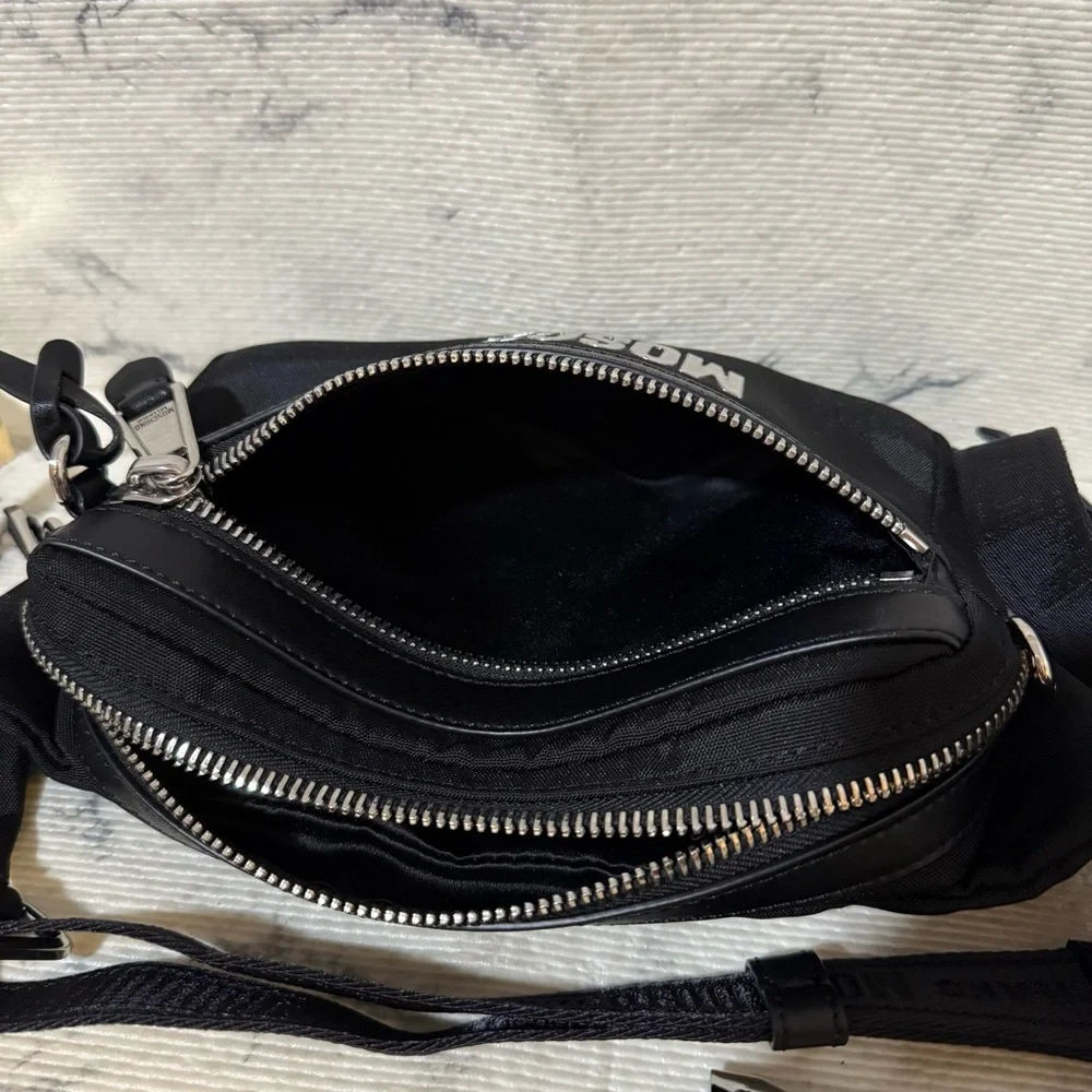 Moschino Couture Black Belt Bag / Bumbag Unisex - Picture 13 of 17